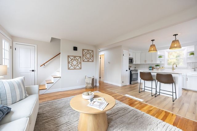 55 Highland Ave, Taunton, MA 02780