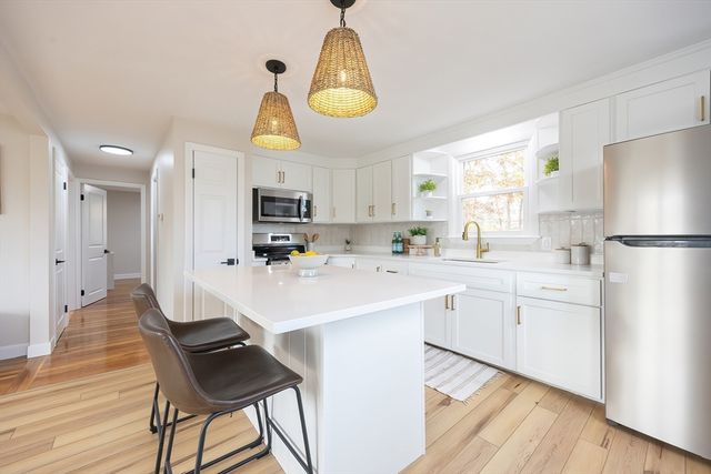 55 Highland Ave, Taunton, MA 02780