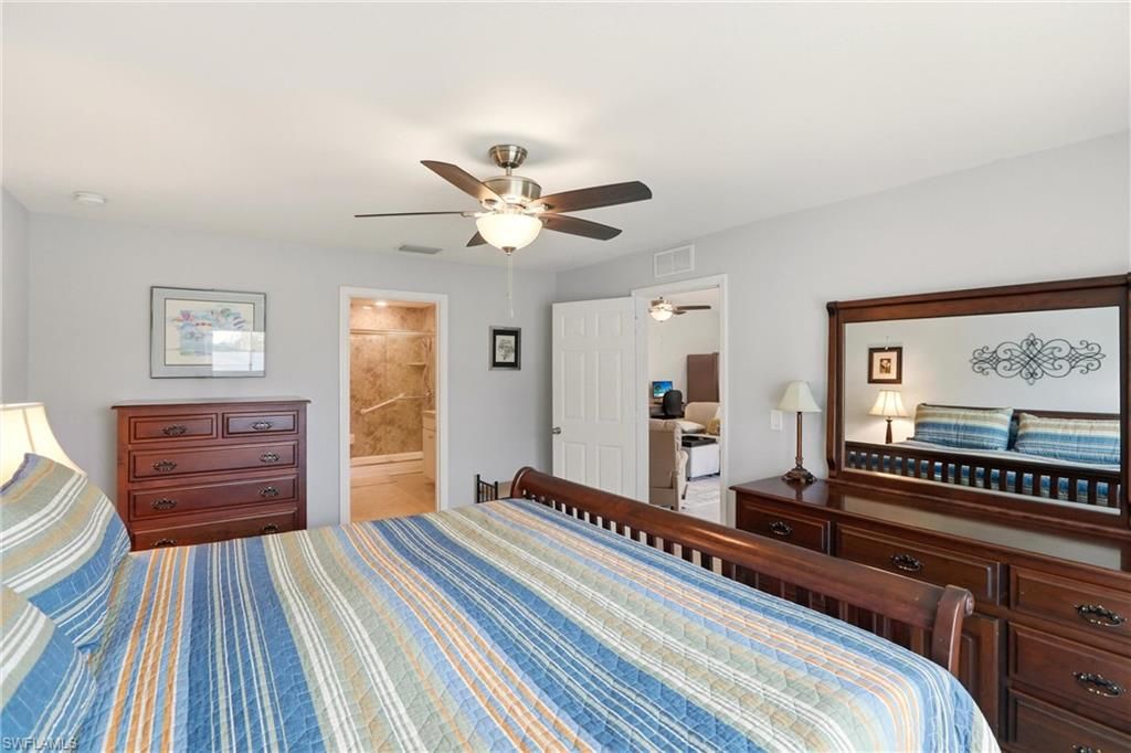 Image 12 of property listing at 214 NE 24th TER, Cape Coral, FL 33909