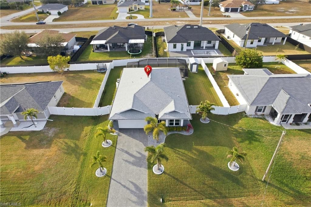 Image 27 of property listing at 214 NE 24th TER, Cape Coral, FL 33909