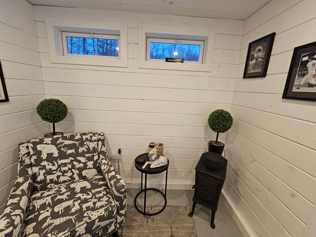 33 Ledgewood Cir, Attleboro, MA 02703