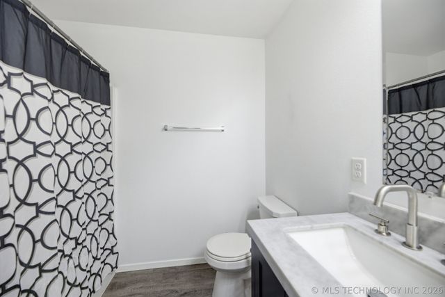 14145 S 298th East Avenue, Coweta, OK 74429