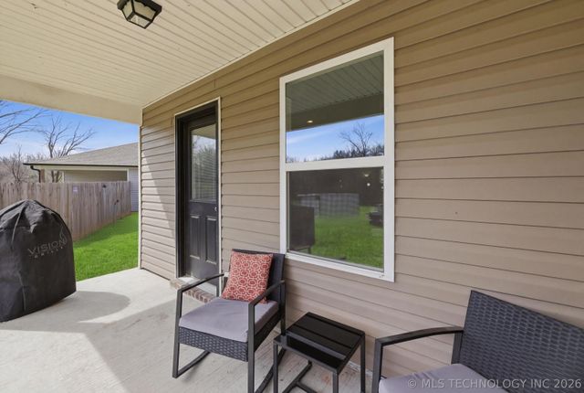 14145 S 298th East Avenue, Coweta, OK 74429