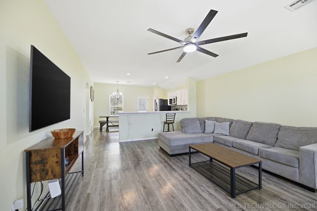 14145 S 298th East Avenue, Coweta, OK 74429