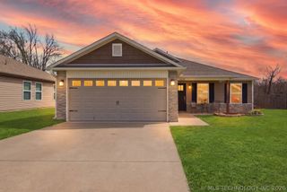 14145 S 298th East Avenue, Coweta, OK 74429