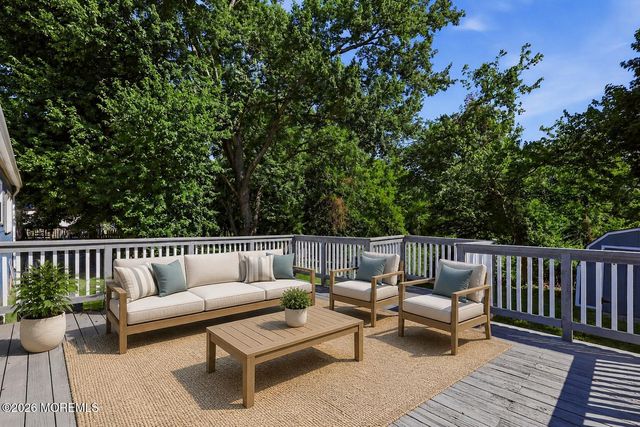 7 Cathedral Drive, Lakewood, NJ 08701