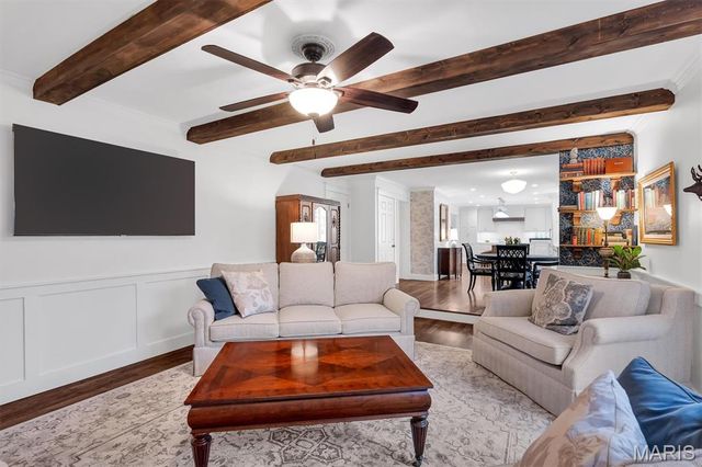 933 Baintree Lane, Ballwin, MO 63011