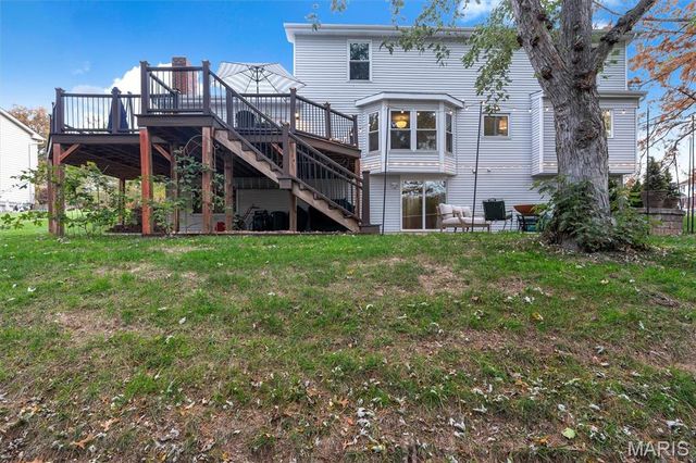 933 Baintree Lane, Ballwin, MO 63011