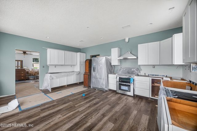 16209 SHELLCRACKER Road, Jacksonville, FL 32226