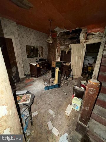 1736 N LECOUNT ST, Philadelphia, PA 19121