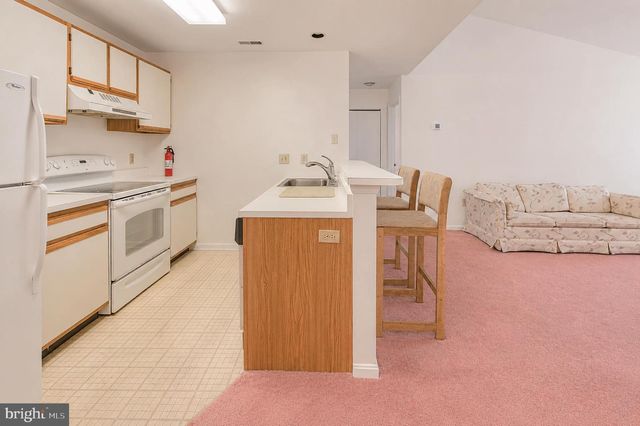 131 DRIFTWOOD CT, Galloway, NJ 08205