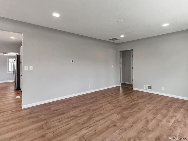 1655 Oakland Street, Aurora, CO 80010