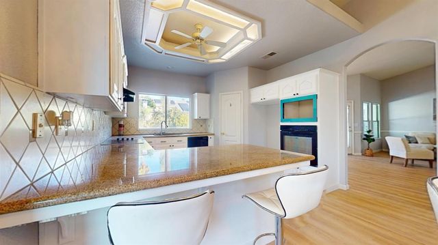 2944 E Christopher Drive, Fresno, CA 93720