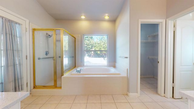 2944 E Christopher Drive, Fresno, CA 93720