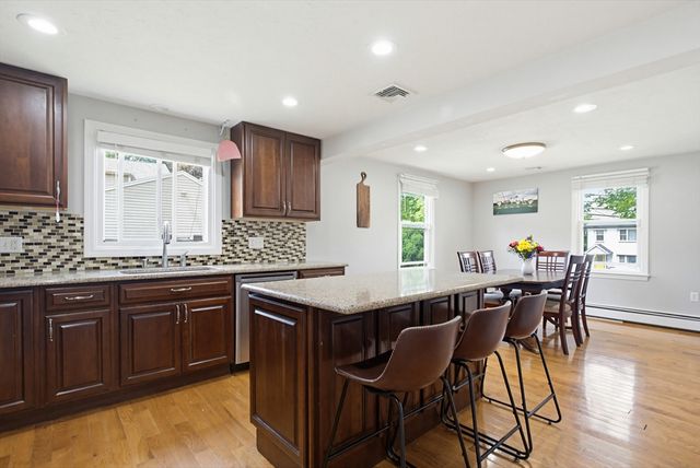 102 Purchase St, Milford, MA 01757