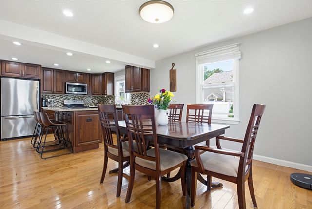 102 Purchase St, Milford, MA 01757