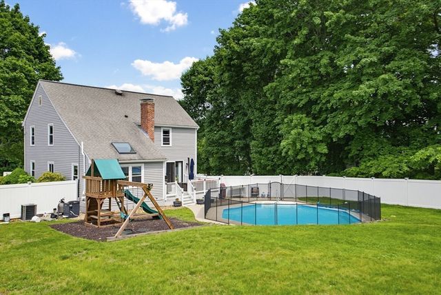 102 Purchase St, Milford, MA 01757