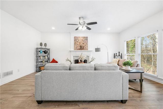 10895 Glenbarr Drive, Johns Creek, GA 30097