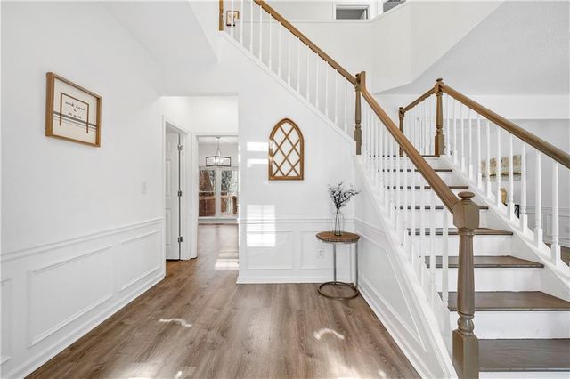 10895 Glenbarr Drive, Johns Creek, GA 30097