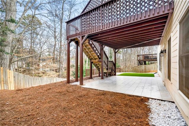 10895 Glenbarr Drive, Johns Creek, GA 30097