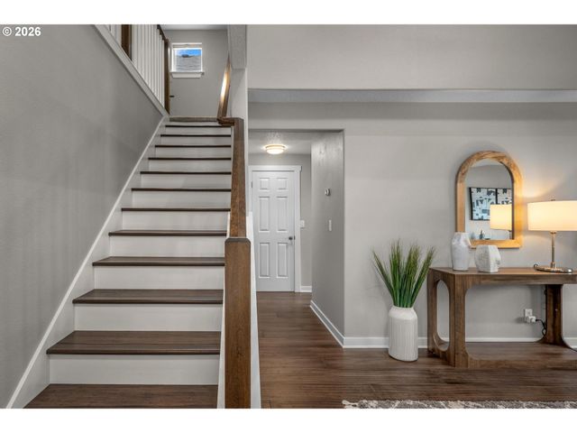 20463 Sw TESORO Ct, Beaverton, OR 97003
