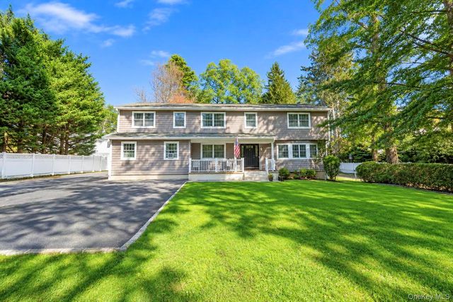 271 Syosset Woodbury Road, Woodbury, NY 11797