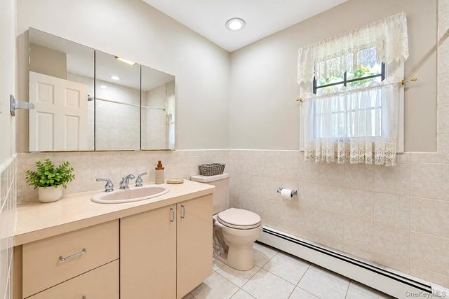 271 Syosset Woodbury Road, Woodbury, NY 11797