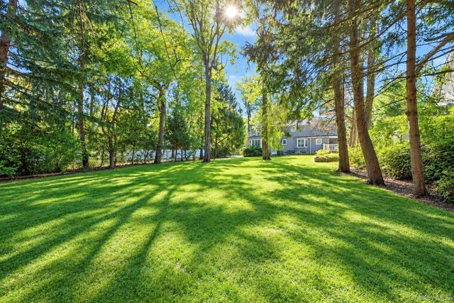 271 Syosset Woodbury Road, Woodbury, NY 11797
