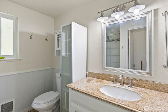 3801 54th Street Court NW, Gig Harbor, WA 98335