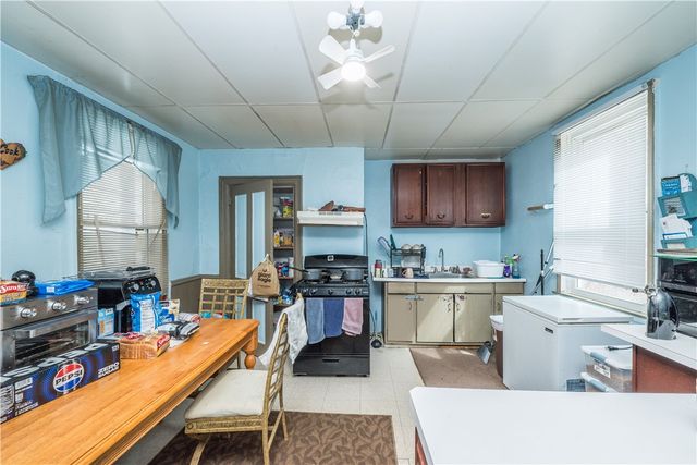 203 57th St, Lawrenceville, PA 15201