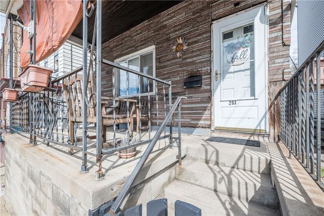 203 57th St, Lawrenceville, PA 15201