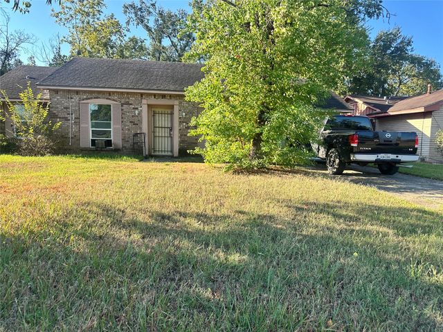 9254 Richland Drive, Houston, TX 77078