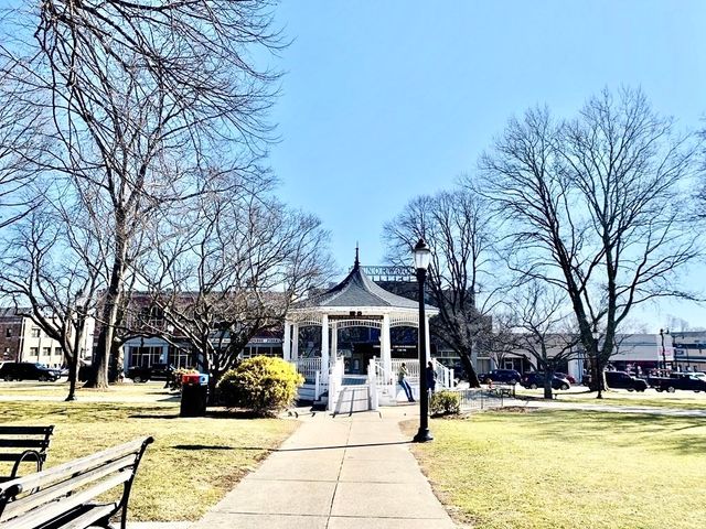 601 Washington Street 4, Norwood, MA 02062