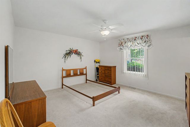 4264 Springbrook Drive, Swartz Creek, MI 48473