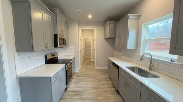 451 Spiral Hills Drive, Demorest, GA 30535