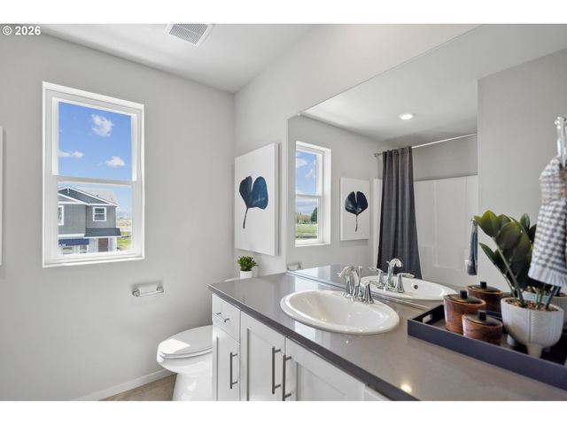 746 MERRIOTT Ln, Woodburn, OR 97071