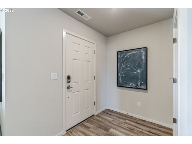 746 MERRIOTT Ln, Woodburn, OR 97071