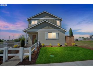746 MERRIOTT Ln, Woodburn, OR 97071