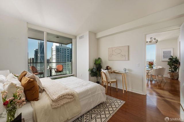 425 1st Street 3307, San Francisco, CA 94105