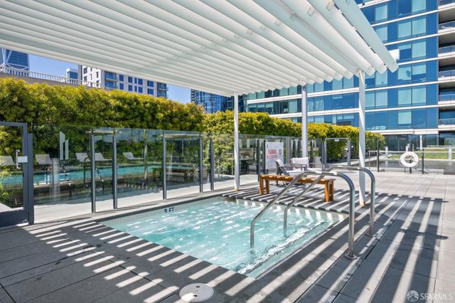 425 1st Street 3307, San Francisco, CA 94105