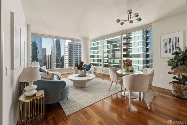 425 1st Street 3307, San Francisco, CA 94105