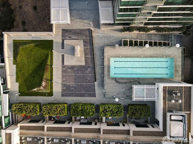 425 1st Street 3307, San Francisco, CA 94105