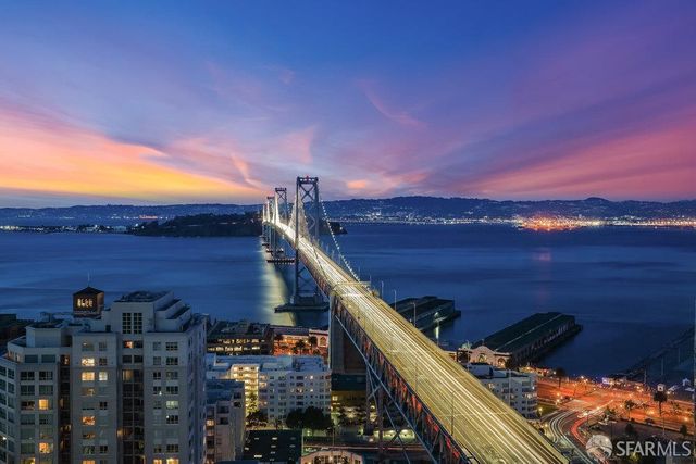425 1st Street 3307, San Francisco, CA 94105