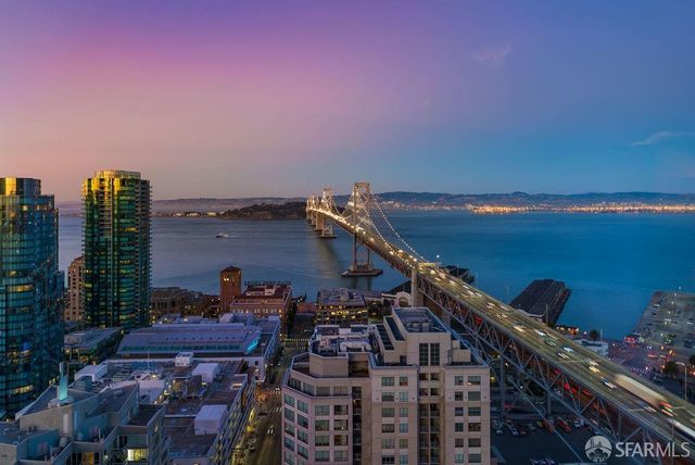 425 1st Street 3307, San Francisco, CA 94105