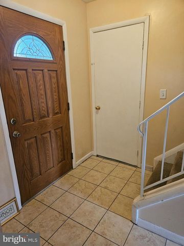 628 SWEETBRIAR DR, Harrisburg, PA 17111