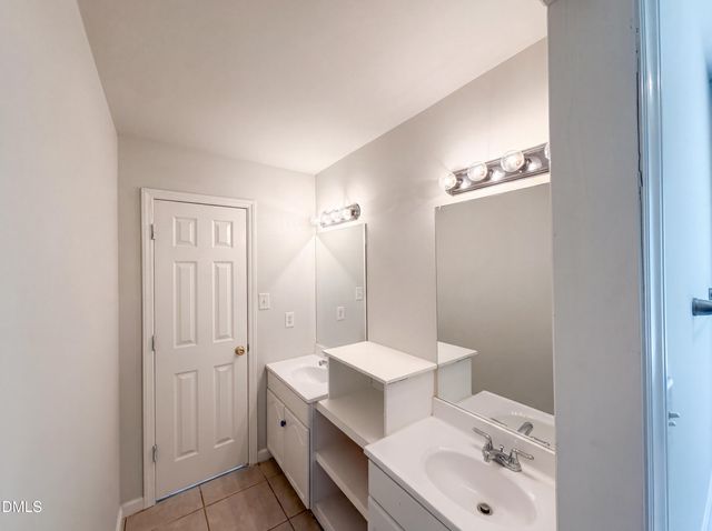 522 Shawnee Drive, Louisburg, NC 27549