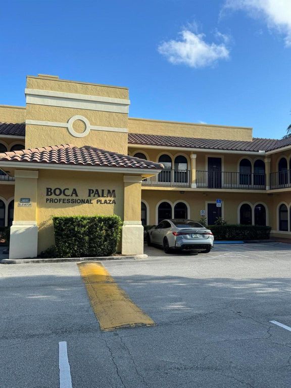 Image 1 of property listing at 6971 N Federal Highway 404, Boca Raton, FL 33487