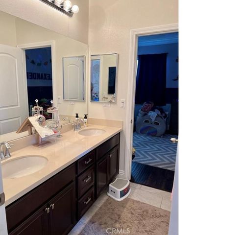 4891 Stoneglen, Fontana, CA 92336