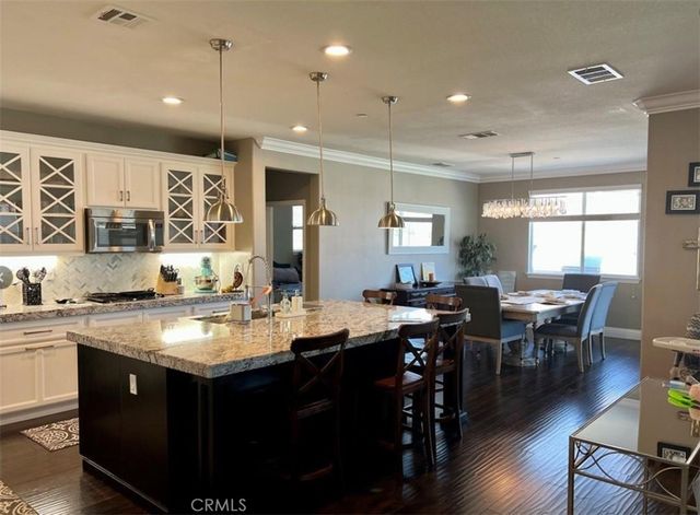4891 Stoneglen, Fontana, CA 92336