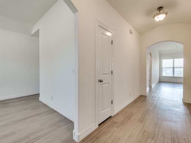 7315 E Oak Ridge Street, Broken Arrow, OK 74014